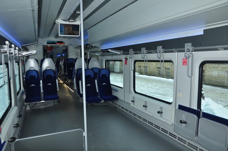 Podkarpacie otrzymało pociągi elektryczne typu „Elf 2”. Pierwsze ruszą już 10 grudnia [FOTO] - Aktualności Podkarpacie - zdj. 5